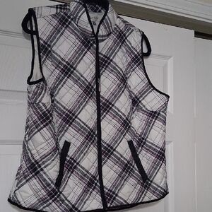 Plaid Quilted Sleeveless Vest - White with Black & Purple Trim